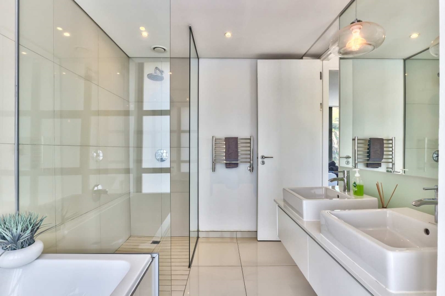 To Let 1 Bedroom Property for Rent in De Waterkant Western Cape